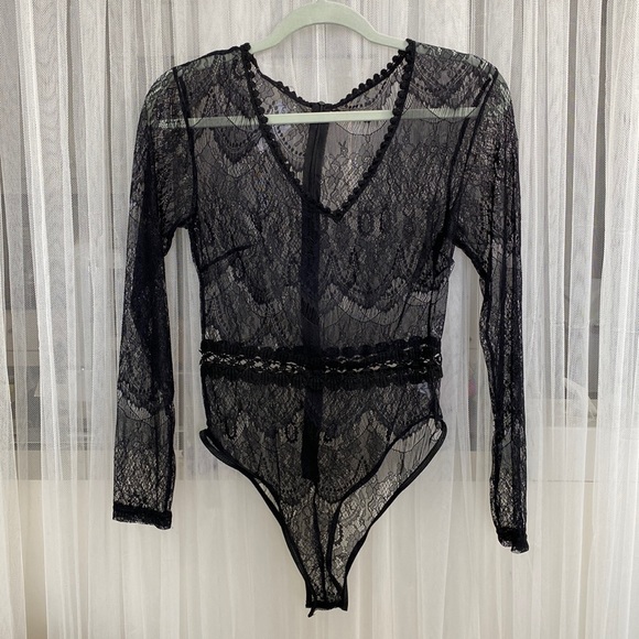 REDUCED!! NEW black lace teddy - Picture 7 of 16